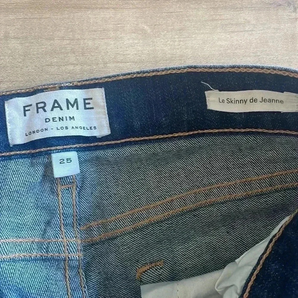 FRAME Le Skinny De Jeanne Distressed Skinny Jeans in Walgrove Blue Size 25 - Picture 6 of 9